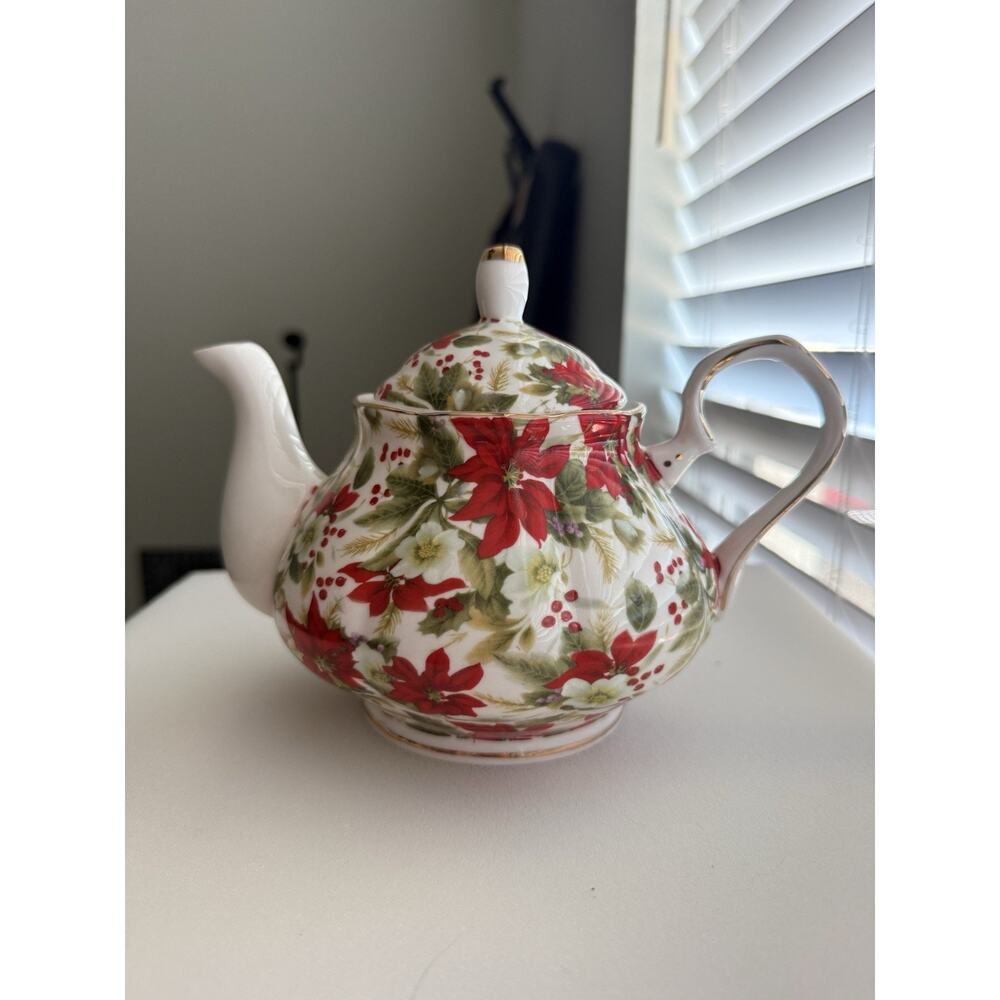 Elegance Teapot
